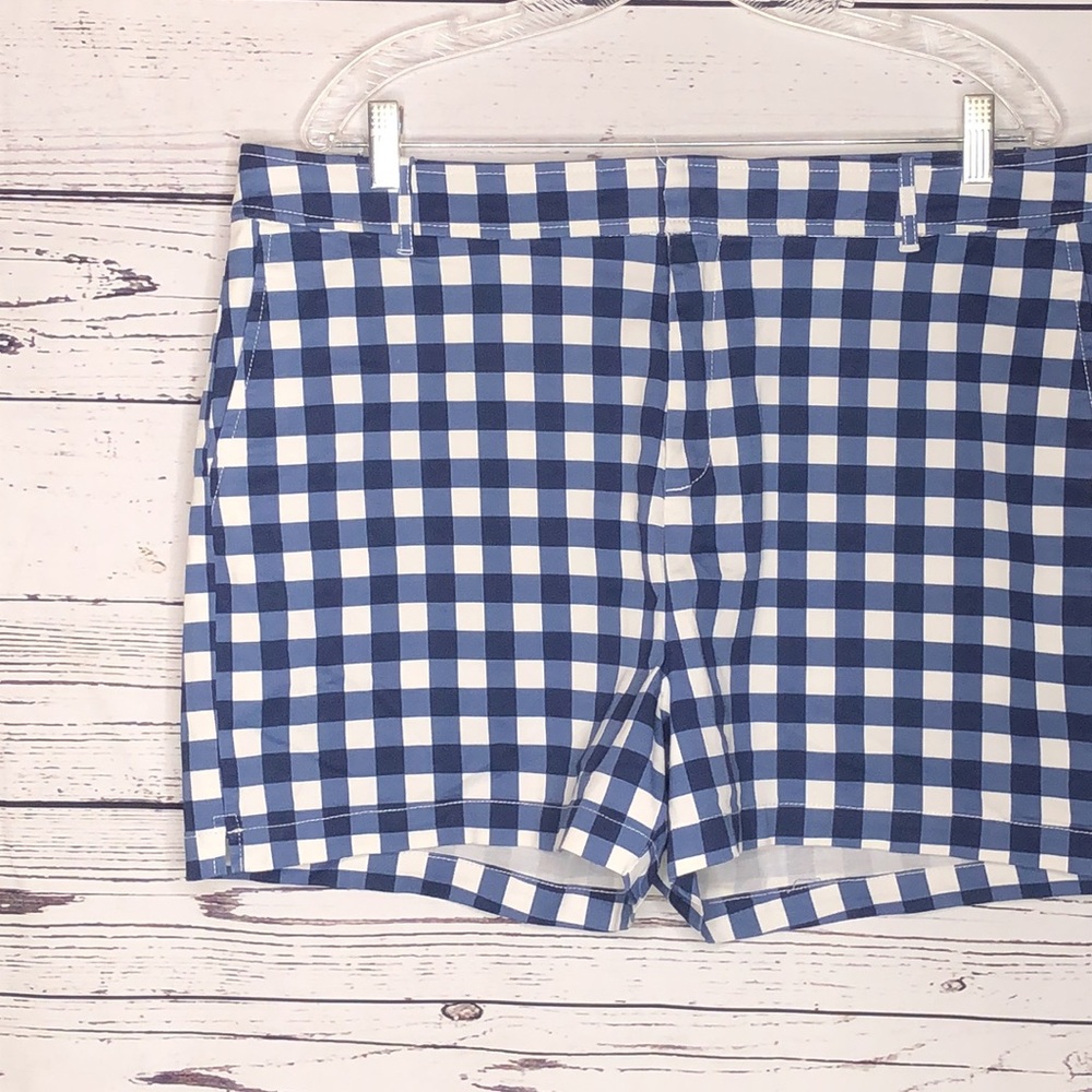 New York & Company NWT Size 18 Blues & White Gingham Plaid Shorts - Picture 2 of 5